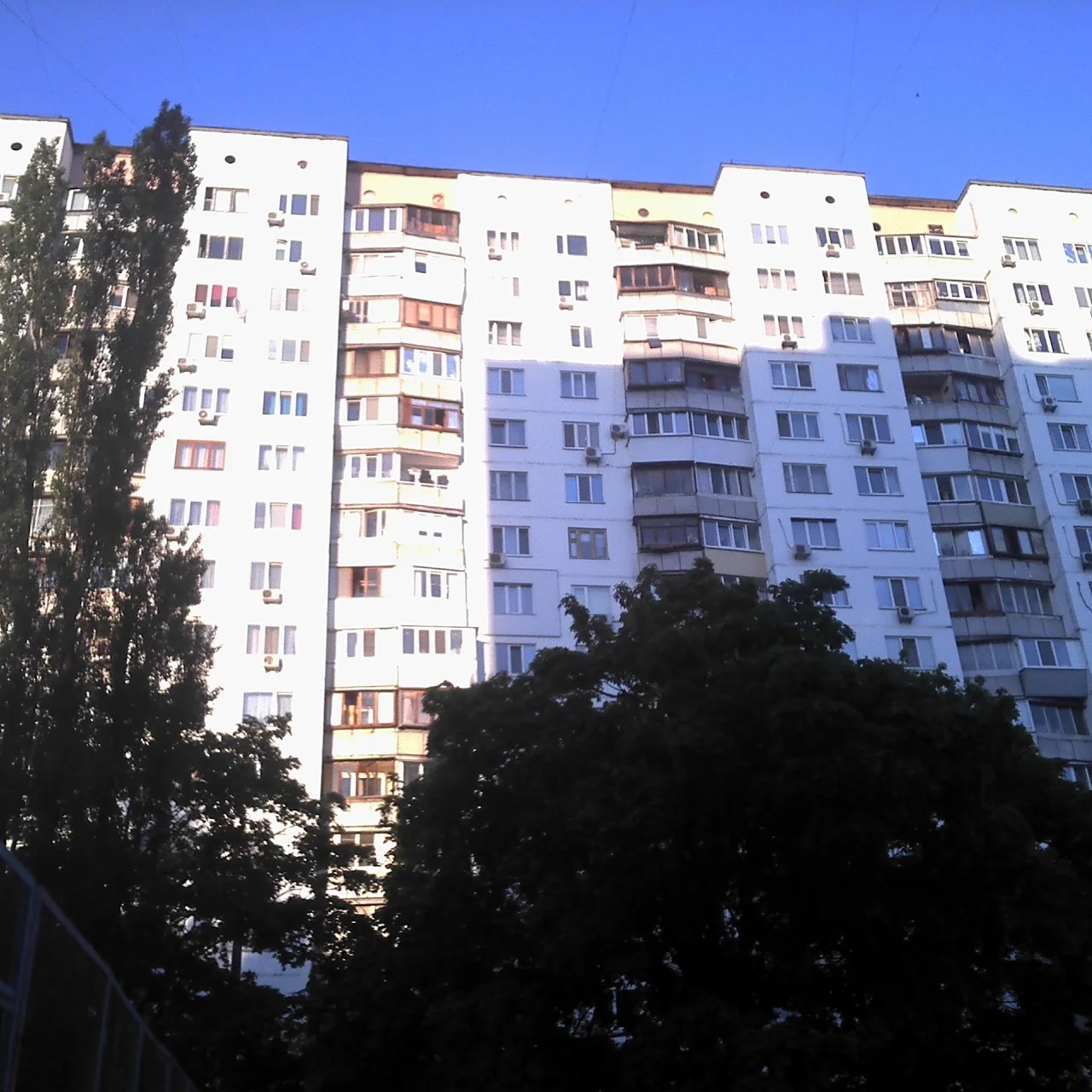 занос материалов в квартиру на объекте в Киеве