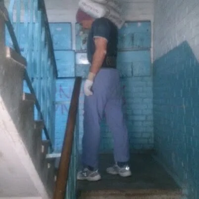 грузчики в Киеве выполняют демонтажные работы