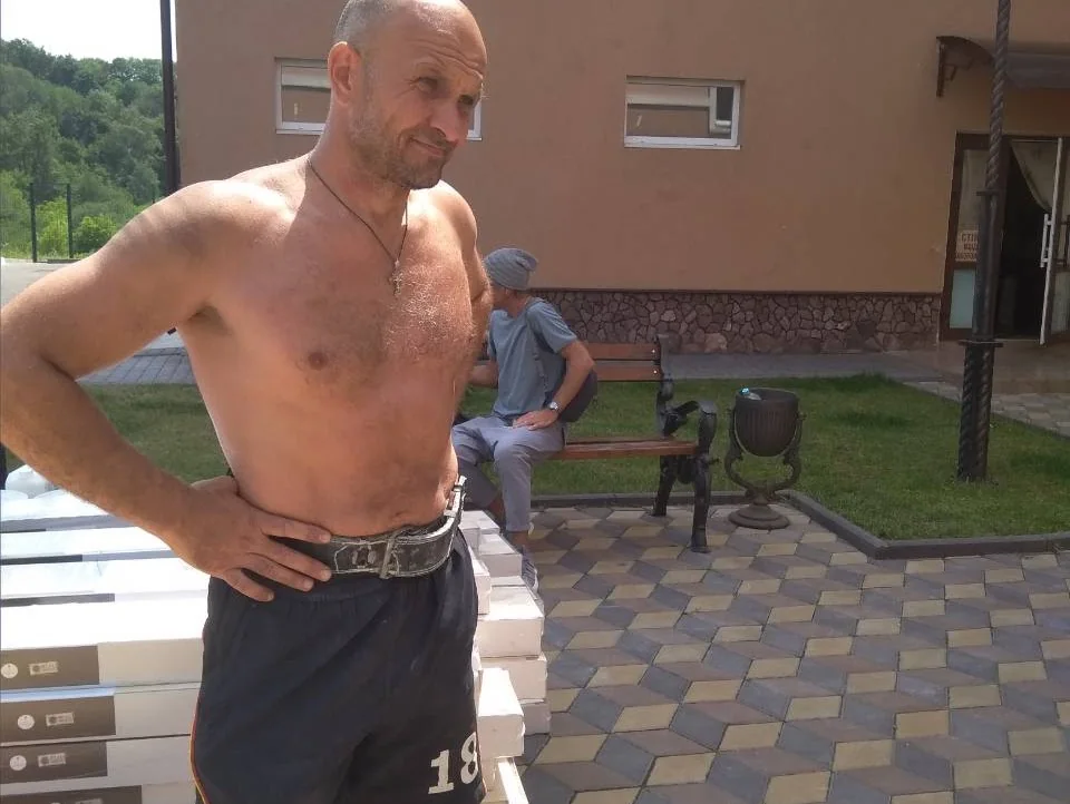 услуги грузчиков Киев — вынос строительного мусора