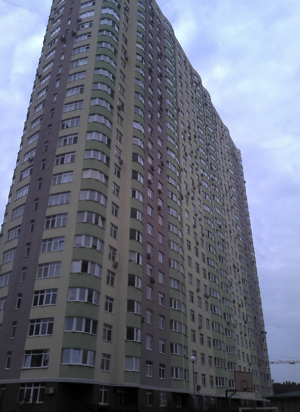 разгрузка строительных материалов на объекте в Киеве