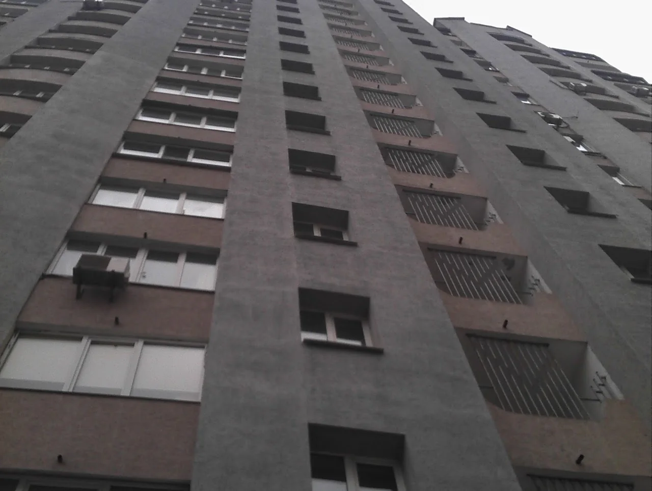 занос материалов в квартиру на объекте в Киеве