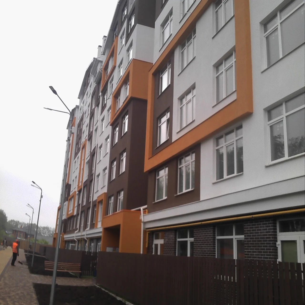 разгрузка строительных материалов на объекте в Киеве